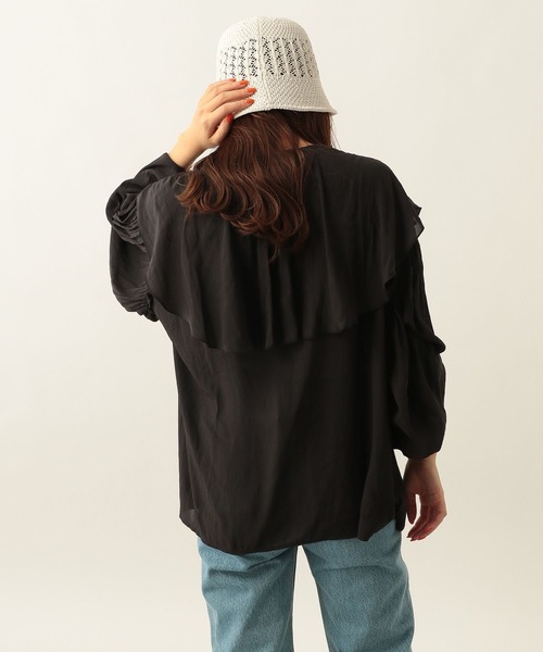 Heather（ヘザー）の「BIG襟ブラウス　275374（シャツ/ブラウス・レディース・ブラック/グレー/オフホワイト・FREE）」の4枚目の写真