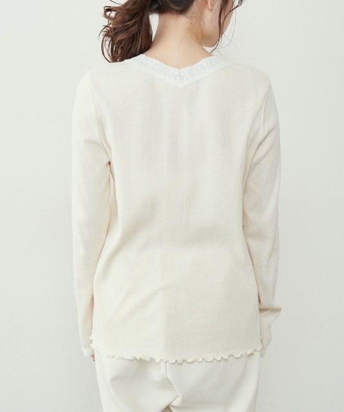 PUAL CE CIN(ピュアルセシン)の「襟レーステレコロングスリーブ(Tシャツ/カットソー・レディース・ブラック/ナチュラル・FREE)」の9枚目の写真