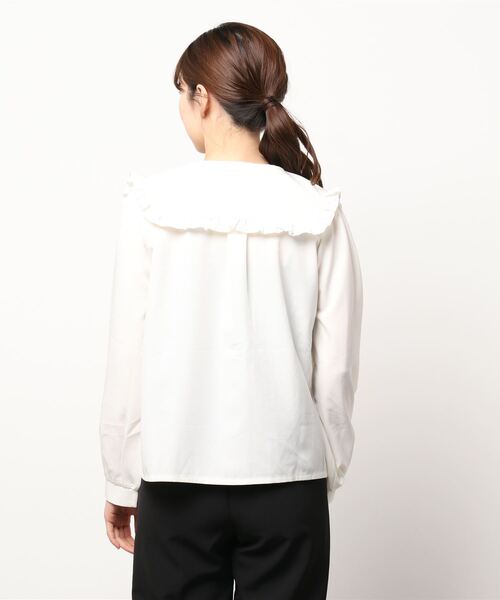 axes femme（アクシーズファム）の「パンジー刺繍ＢＩＧ襟ブラウス（シャツ/ブラウス・レディース・ピンク/ネイビー/キナリ・MEDIUM）」の5枚目の写真