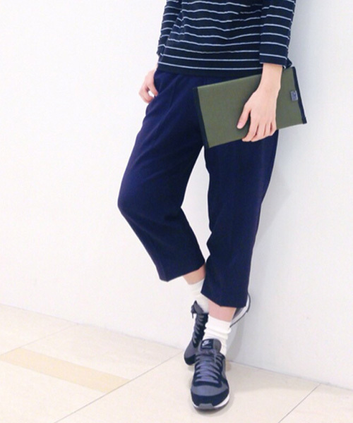 Kastane（カスタネ）の「【Kastane】はんぱ丈イージーテーパードパンツ（その他パンツ・レディース・ネイビー/その他18/ベージュ/グレー・FREE）」の3枚目の写真