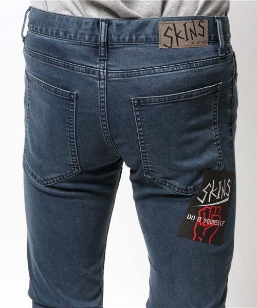 WHO'S WHO gallery（フーズフーギャラリー）の「【SKINS】SKINS 02ブラストNEW（デニムパンツ・メンズ・インディゴブルー/ブラック・28/30/32/34/26）」の7枚目の写真