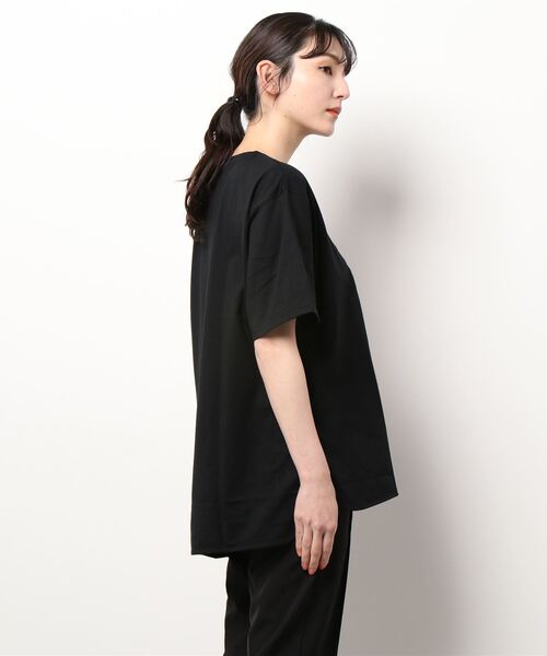 prose verse（プロズヴェール）の「箔プリントオーバーサイズTシャツ（Tシャツ/カットソー・レディース・オフホワイト/ブラック/グレイッシュベージュ/チャコールグレー・MEDIUM）」の5枚目の写真