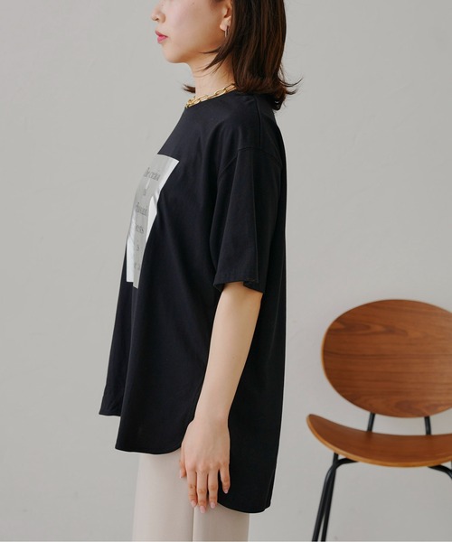 prose verse（プロズヴェール）の「箔プリントオーバーサイズTシャツ（Tシャツ/カットソー・レディース・オフホワイト/ブラック/グレイッシュベージュ/チャコールグレー・MEDIUM）」の12枚目の写真