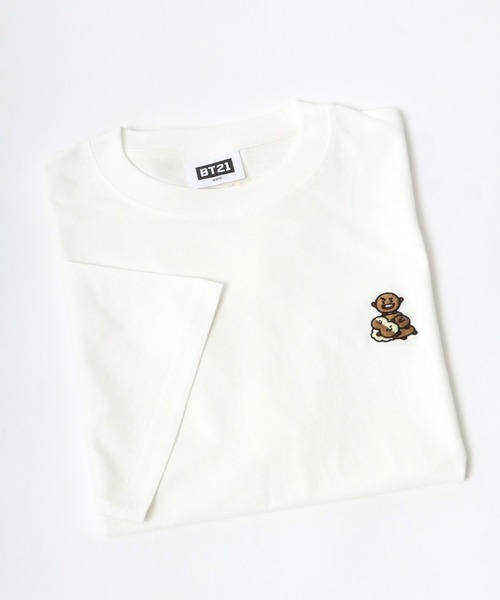 BT21(ビーティーイシビル)の「BT21 キャラクター胸ワンポイント刺繍ビッグシルエットTシャツ(ユニセックスサイズ)(Tシャツ/カットソー・レディース・ホワイト系1/ホワイト系2/ホワイト系3/ホワイト系4/ホワイト系5/ホワイト系6/ホワイト系7・M/L)」の6枚目の写真
