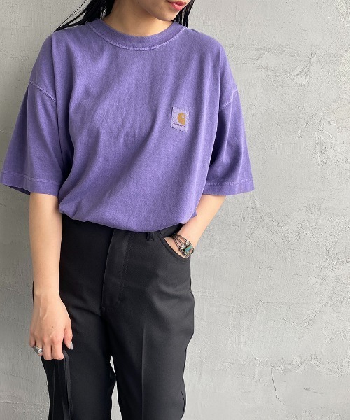 Carhartt WIP（カーハートダブリューアイピー）の「[carhartt WIP/カーハートダブリューアイピー]  NELSON ワンポイントロゴＴシャツ（Tシャツ/カットソー・レディース・ブラック/パープル/ナチュラル・M/L）」の3枚目の写真