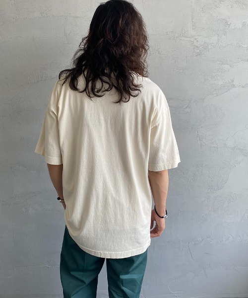Carhartt WIP（カーハートダブリューアイピー）の「[carhartt WIP/カーハートダブリューアイピー]  NELSON ワンポイントロゴＴシャツ（Tシャツ/カットソー・レディース・ブラック/パープル/ナチュラル・M/L）」の12枚目の写真