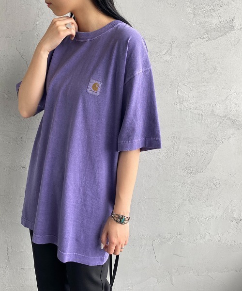 Carhartt WIP（カーハートダブリューアイピー）の「[carhartt WIP/カーハートダブリューアイピー]  NELSON ワンポイントロゴＴシャツ（Tシャツ/カットソー・レディース・ブラック/パープル/ナチュラル・M/L）」の13枚目の写真