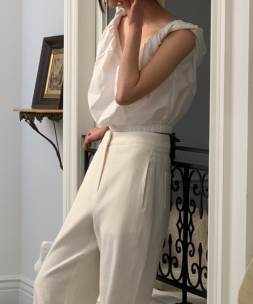 MANGROVE（マングローブ）の「トーションショルダートップス（タンクトップ・レディース・ブルー/グリーン/アイボリー/ブラウン/ホワイト/ブラック/ライトグリーン・FREE）」の17枚目の写真