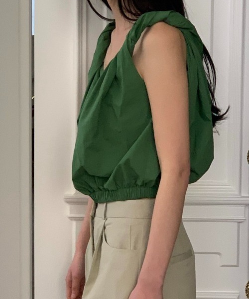 MANGROVE（マングローブ）の「トーションショルダートップス（タンクトップ・レディース・ブルー/グリーン/アイボリー/ブラウン/ホワイト/ブラック/ライトグリーン・FREE）」の18枚目の写真