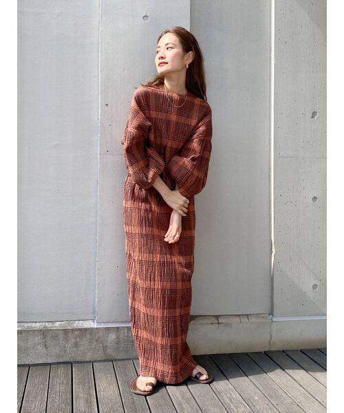 Ungrid(アングリッド)の「チェックボリュームブラウス(シャツ/ブラウス・レディース・ブラック/ダークオレンジ・FREE)」の20枚目の写真