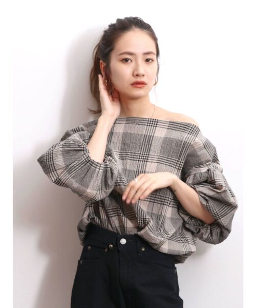 Ungrid(アングリッド)の「チェックボリュームブラウス(シャツ/ブラウス・レディース・ブラック/ダークオレンジ・FREE)」の9枚目の写真
