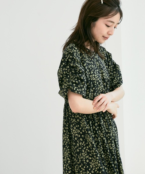 VIS(ビス)の「【EASY CARE】袖ボリュームフラワープリントワンピース(ワンピース・レディース・ダークグリーン/ブラック系その他/イエロー系その他・FREE)」の14枚目の写真