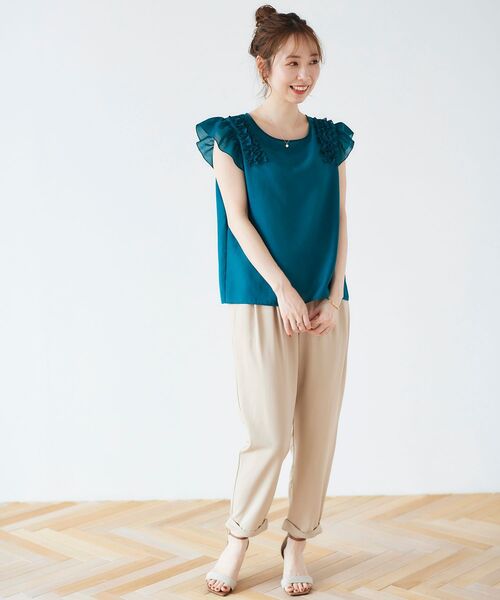 le.coeur blanc（ルクールブラン）の「ツイストヘムイージーテーパードパンツ（その他パンツ・レディース・ベージュ/ラベンダー/ブラック・36/38）」の13枚目の写真