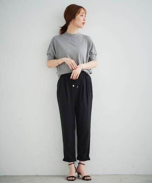 le.coeur blanc（ルクールブラン）の「ツイストヘムイージーテーパードパンツ（その他パンツ・レディース・ベージュ/ラベンダー/ブラック・36/38）」の22枚目の写真