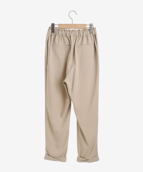 le.coeur blanc（ルクールブラン）の「ツイストヘムイージーテーパードパンツ（その他パンツ・レディース・ベージュ/ラベンダー/ブラック・36/38）」の18枚目の写真