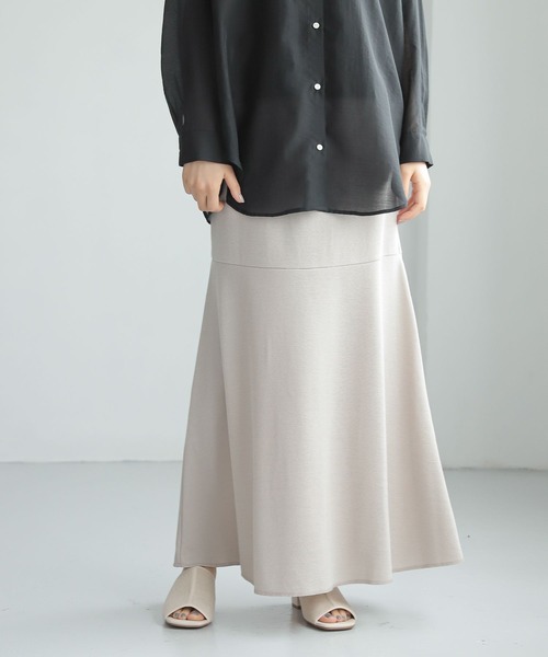 LAKOLE（ラコレ）の「サカリバフレアラインスカート / 352446（スカート・レディース・ブラック/サンドグレー/チャコール/グリーン・SMALL/MEDIUM）」の8枚目の写真