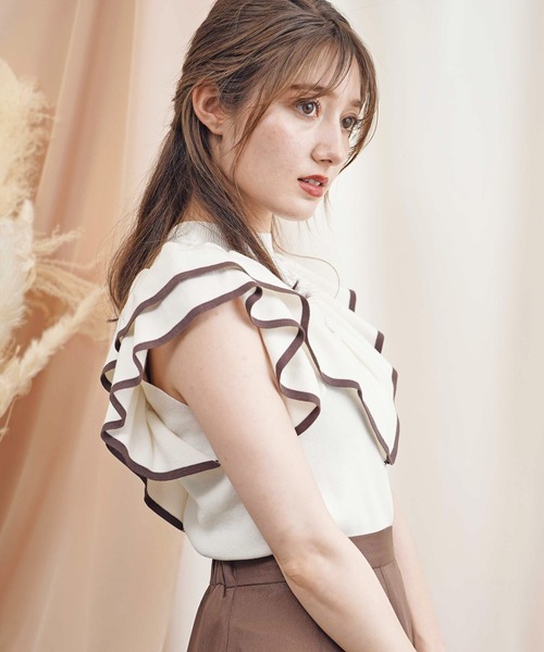 NOELA（ノエラ）の「ハイネックフリルニット（ニット/セーター・レディース・ブラック/オフホワイト/ボルドー・フリー）」の14枚目の写真