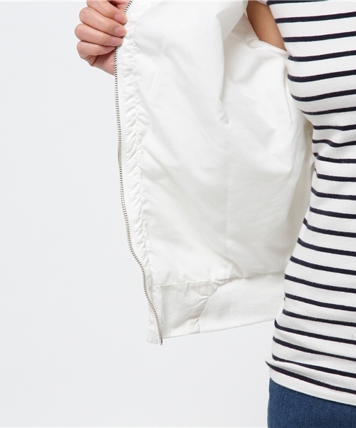 WHO'S WHO gallery（フーズフーギャラリー）の「フルジップブルゾン（ブルゾン・レディース・カーキ/ネイビー/ホワイト・FREE）」の10枚目の写真