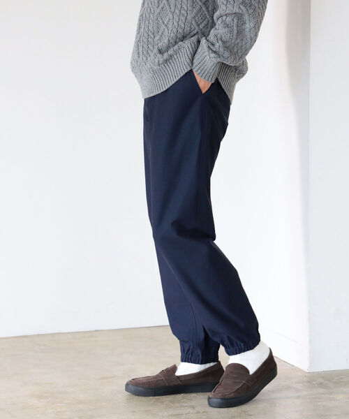 B:MING by BEAMS（ビーミングバイビームス）の「B:MING by BEAMS / ストレッチ ジョガー スリム パンツ（その他パンツ・メンズ・ブラック/ネイビー/オリーブ・SMALL/MEDIUM/LARGE/X-LARGE）」の13枚目の写真