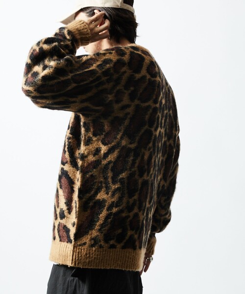 FREAK'S STORE（フリークスストア）の「WEB限定 別注 ビッグシルエット モヘヤタッチ クルーネック シャギーニット/レオパード/チェッカー（ニット/セーター・メンズ・グレー系その他/レオパード/ブラック×レッド/チェック/ブラック×ブルー・SMALL/MEDIUM/LARGE）」の9枚目の写真