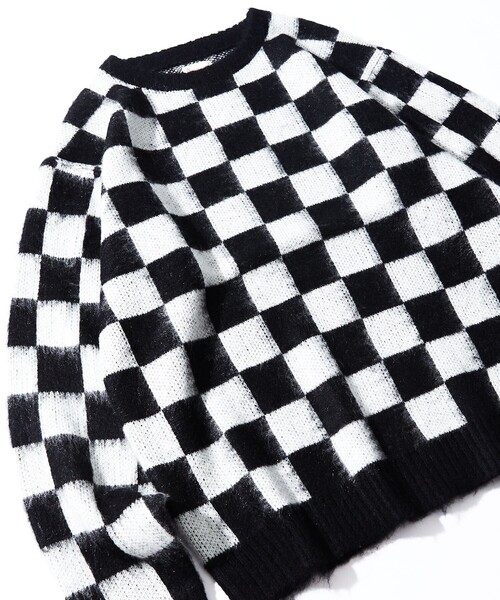 FREAK'S STORE（フリークスストア）の「WEB限定 別注 ビッグシルエット モヘヤタッチ クルーネック シャギーニット/レオパード/チェッカー（ニット/セーター・メンズ・グレー系その他/レオパード/ブラック×レッド/チェック/ブラック×ブルー・SMALL/MEDIUM/LARGE）」の15枚目の写真
