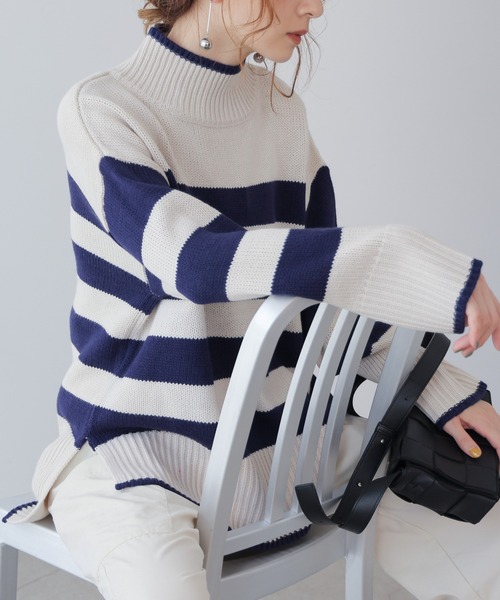 frames RAY CASSIN（フレームスレイカズン）の「WEB限定 ボーダーハイネックニット（ニット/セーター・レディース・ネイビー/キナリ/ブラック系/オフホワイト・FREE）」の19枚目の写真