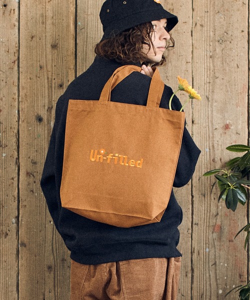 UN-FILLED（アンフィルド）の「mko10830-Juice Logo stitched Tote Bag トートバッグ（トートバッグ・メンズ・ブラック/ブラウン/ナチュラル/カーキ・FREE）」の5枚目の写真