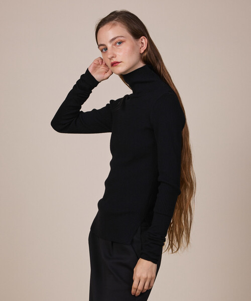 ReNorm（リノーム）の「リブ切替タートルネックニット（ニット/セーター・レディース・ライトグレー/ブラック/オフホワイト・フリー）」の17枚目の写真