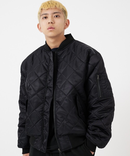 CORISCO(コリスコ)の「ナイロンツイルキルト薄中綿オーバーサイズMA-1(M1)(MA-1・メンズ・オリーブ/ブラック・MEDIUM/LARGE/X-LARGE)」の2枚目の写真