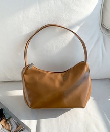【軽量/高見え】エナメルレザー横長ハンドバッグ