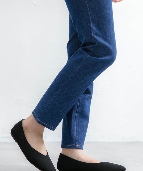 Honeys（ハニーズ）の「デニムスキニー（股下６４ｃｍ）（デニムパンツ・レディース・ライトインディゴブルー/ワンウォッシュ/ブルー/ブラック・SS/S/M/L/LL）」の20枚目の写真