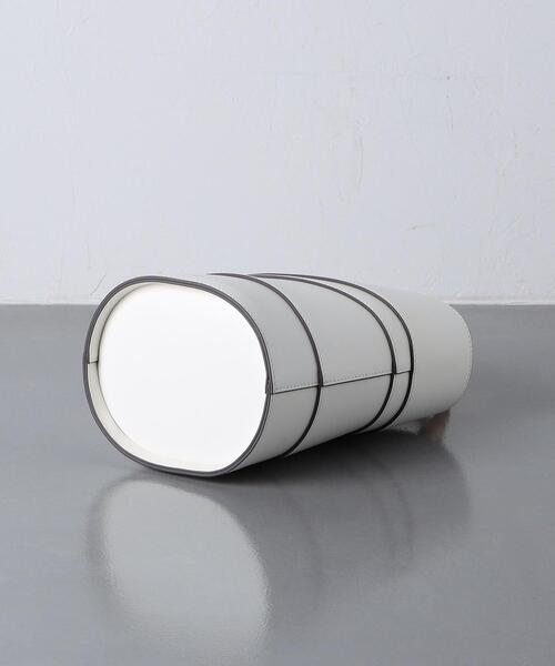 tov（トーヴ）の「＜TOV＞COIL ハンドバッグ（ハンドバッグ・レディース・ホワイト・FREE）」の4枚目の写真