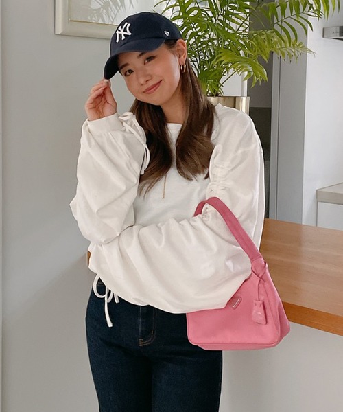 Vicente（ヴィセンテ）の「Squeeze cut tops（Tシャツ/カットソー・レディース・ブラック/ホワイト・FREE）」の11枚目の写真