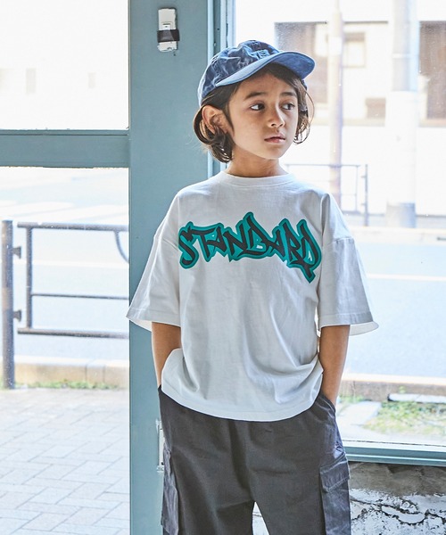 PAIRMANON STREET（ペアマノンストリート）の「【PAIRMANON STREET】【プレミアムコットン100】【かぞくおそろい】選べるデザインユニセックスTシャツ（Tシャツ/カットソー・キッズ・ホワイト系その他2/ホワイト系その他3/ホワイト系その他4/グリーン系その他/ブラック系その他2/ブラック系その他3/ブラック系その他4/ブラック系その他5/グリーン系その他2/ブルー系その他2/ホワイト系その他/ブラック系その他/ブルー系その他/パープル系その他/レッド系その他/オレンジ系その他/ブルー系その他3/ブルー系その他4/オレンジ系その他2/ベージュ系その他・100/110/130/140/150/80/120/90）」の5枚目の写真