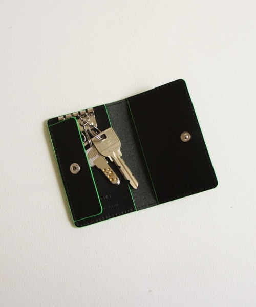 TIDEWAY（タイドウェイ）の「NEON KEY CASE（キーケース/キーアクセサリー・レディース・ブラック系/ピンク/グリーン/ブルー/ブラック・FREE）」の9枚目の写真