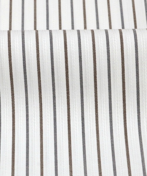 Disney（ディズニー）の「【Disney ディズニー】形態安定ノーアイロン クレリックボタンダウン 長袖ビジネスワイシャツ（ビジネスシャツ・メンズ・ライトブラウン・首回り37cm-裄丈80cm/首回り39cm-裄丈80cm/首回り39cm-裄丈84cm/首回り41cm-裄丈82cm/首回り41cm-裄丈86cm/首回り42cm-裄丈82cm/首回り42cm-裄丈86cm/首回り43cm-裄丈82cm/首回り43cm-裄丈86cm/首回り37cm-裄丈84cm）」の4枚目の写真