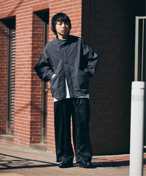 JOURNAL STANDARD(ジャーナルスタンダード)の「《追加》IKAT PATTERN トラックパンツ(その他パンツ・メンズ・ブルー系その他/ブラック/チャコールグレー・MEDIUM/LARGE)」の4枚目の写真