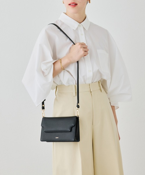russet(ラシット)の「レザーミニショルダーバッグ(CE-1088)(ショルダーバッグ・レディース・アイボリー/ブラック/グレー系その他・FREE)」の8枚目の写真