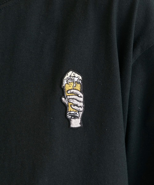 WHITE MOUNTAINEERING（ホワイトマウンテニアリング）の「【White Mountaineering/ホワイトマウンテニアリング】BEER  EMBROIDERY T-SHIRT/ビアーエンブロイダリーT-シャツ（Tシャツ/カットソー・メンズ・ホワイト/ブラック・1/2）」の9枚目の写真