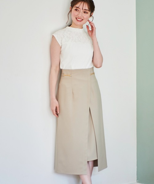 NOELA(ノエラ)の「ビット付スリットタイトスカート(スカート・レディース・ベージュ/ピンク/ダークインディゴブルー・S/M)」の2枚目の写真