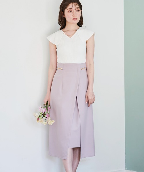 NOELA(ノエラ)の「ビット付スリットタイトスカート(スカート・レディース・ベージュ/ピンク/ダークインディゴブルー・S/M)」の3枚目の写真