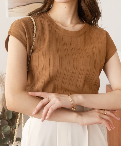 COCOMOMO（ココモモ）の「夏から秋口まで活躍する定番アイテム♪ フレンチスリーブ サマーニット（Tシャツ/カットソー・レディース・ブラウン/ロイヤルブルー/ホワイト/ブラック・FREE）」の21枚目の写真