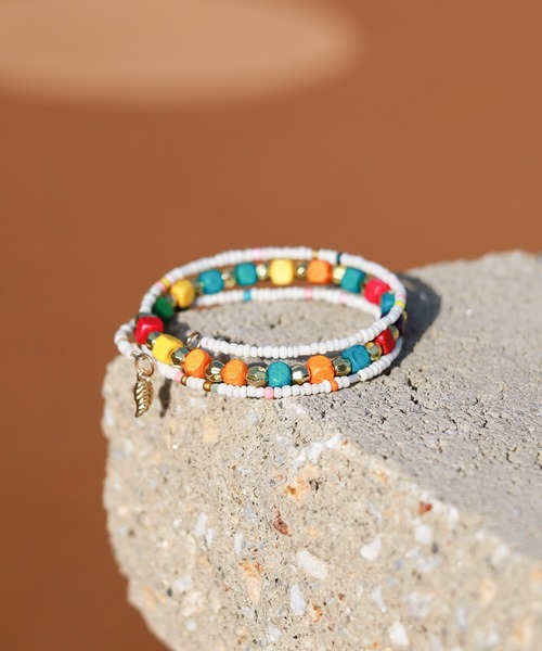 ARCHIVER(アーカイバ)の「【Al】【Natural Design】2WAY ブレスレット/アンクレット(ブレスレット・レディース・その他4/ターコイズブルー/ブラック系その他3/ホワイト系その他2/ブラック系その他2/ライトピンク/その他/ブラック/パープル/その他3/その他5/その他1/その他2/グリーン系その他2/グリーン系その他3/ホワイト系その他3/レッド系その他3/ライトグリーン/レッド/ピンク/ホワイト/レッド系その他2・FREE)」の4枚目の写真