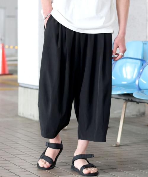 Salong hameu(サロン ハミュー)の「接触冷感 ストレッチ ワイドバルーンパンツ/膝下 七分丈サルエルイージーパンツ メンズ レディース ユニセックス(その他パンツ・メンズ・ネイビー/グリーン/ブラック/チャコールグレー・M/L/LL/S)」の17枚目の写真