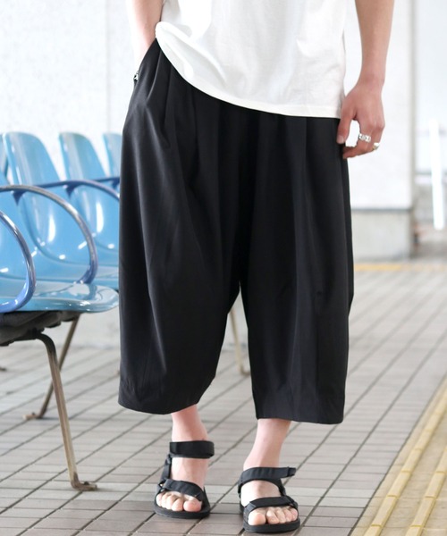 Salong hameu(サロン ハミュー)の「接触冷感 ストレッチ ワイドバルーンパンツ/膝下 七分丈サルエルイージーパンツ メンズ レディース ユニセックス(その他パンツ・メンズ・ネイビー/グリーン/ブラック/チャコールグレー・M/L/LL/S)」の19枚目の写真