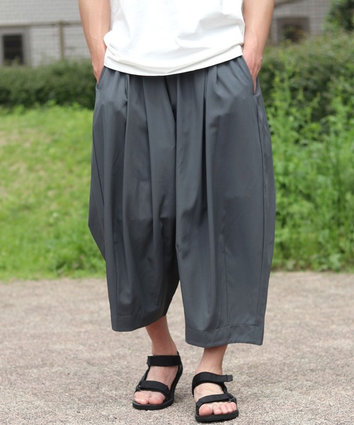 Salong hameu(サロン ハミュー)の「接触冷感 ストレッチ ワイドバルーンパンツ/膝下 七分丈サルエルイージーパンツ メンズ レディース ユニセックス(その他パンツ・メンズ・ネイビー/グリーン/ブラック/チャコールグレー・M/L/LL/S)」の20枚目の写真