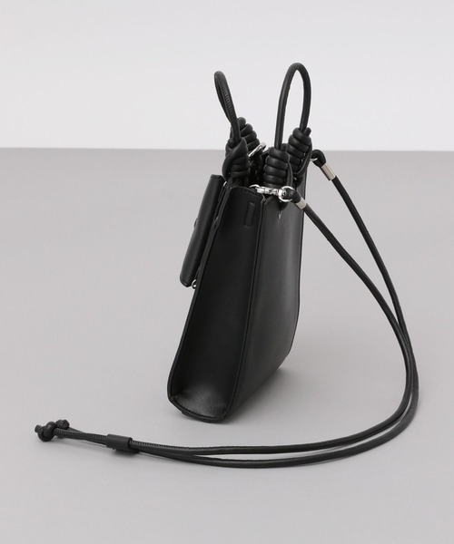 A part by(アパートバイ)の「2SETスクエアショルダーバッグ(ショルダーバッグ・レディース・ブラック/アイボリー/ベージュ・FREE)」の9枚目の写真