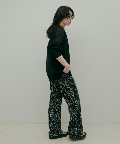 LARUTA(ラルータ)の「【LARUTA】シアーWポケットミドルカーディガン(カーディガン/ボレロ・レディース・ブラック/ホワイト/ライトグレー/ブラウン/サックスブルー・FREE)」の16枚目の写真