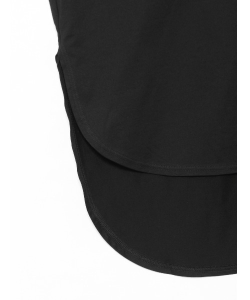 mizuiroind(ミズイロインド)の「mizuiro ind ワイドコクーンT(Tシャツ/カットソー・レディース・オフホワイト/ブラック/チャコールグレー/ネイビー・FREE)」の6枚目の写真