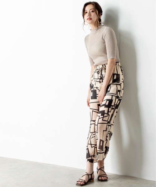 MILLION CARATS(ミリオンカラッツ)の「ラメのきらめきがコーデに華やかさをプラスする5分袖シアーニットプルオーバー(ニット/セーター・レディース・ブラック/ブラウン/グレー/オフホワイト・FREE)」の12枚目の写真